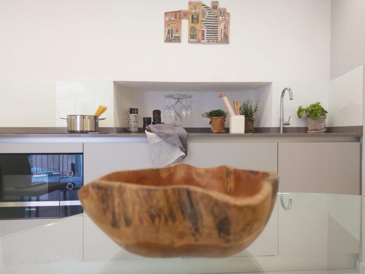 Vernazza Luxury Apartment エクステリア 写真